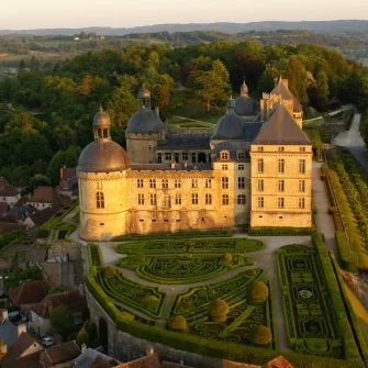 De Périgueux al castillo de Hautefort