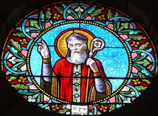 Stained glass window of St-Front in Lalinde